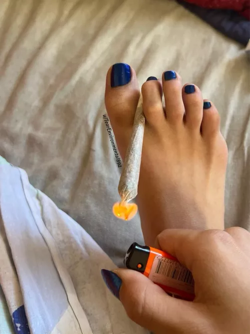 Take a puff? 🥰🍃💨