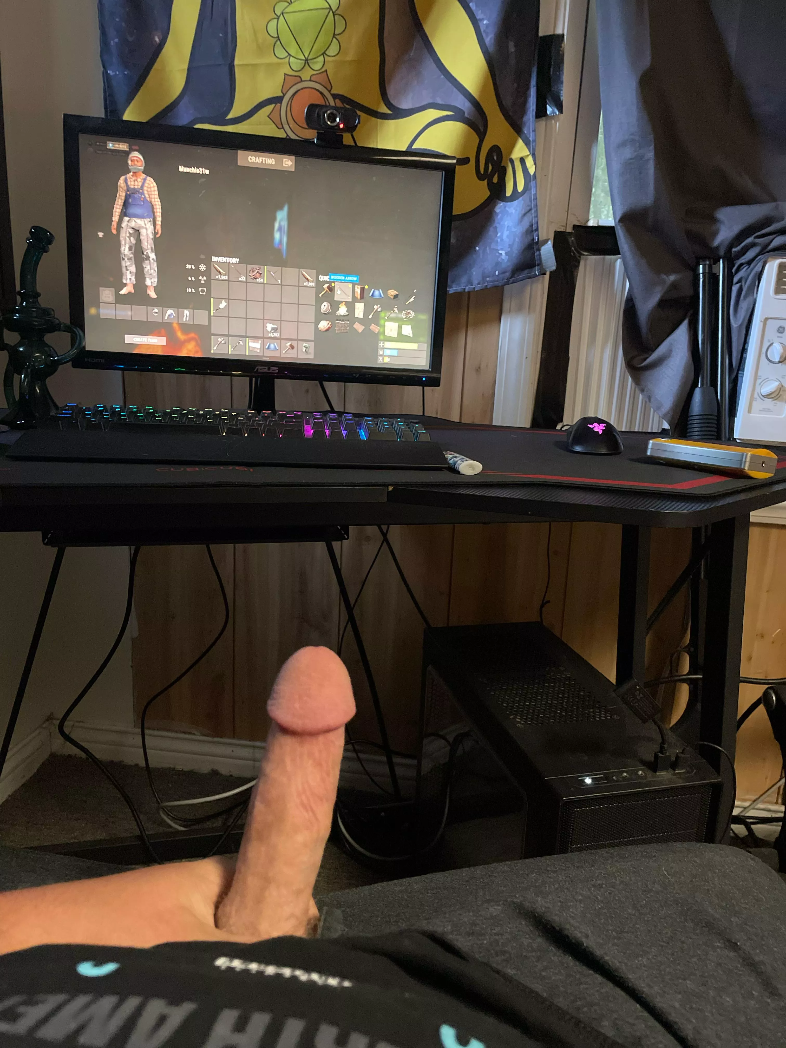 Taking a break from my game😝😉