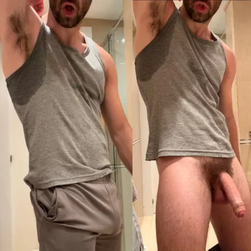 Taking gym bro applicants. Must be ok with extreme sweat and smells 😈 