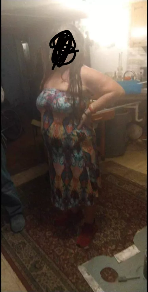 Trailer slut, sleeper bod... looking for content partners. Fat wavy ass and no teeth. Creamy fat pussy