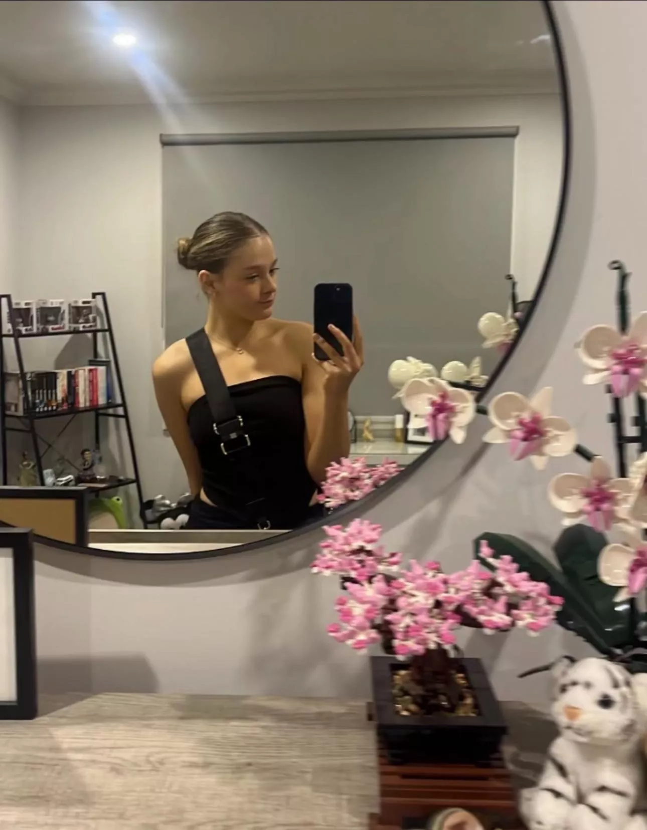 Trib to this young slut 