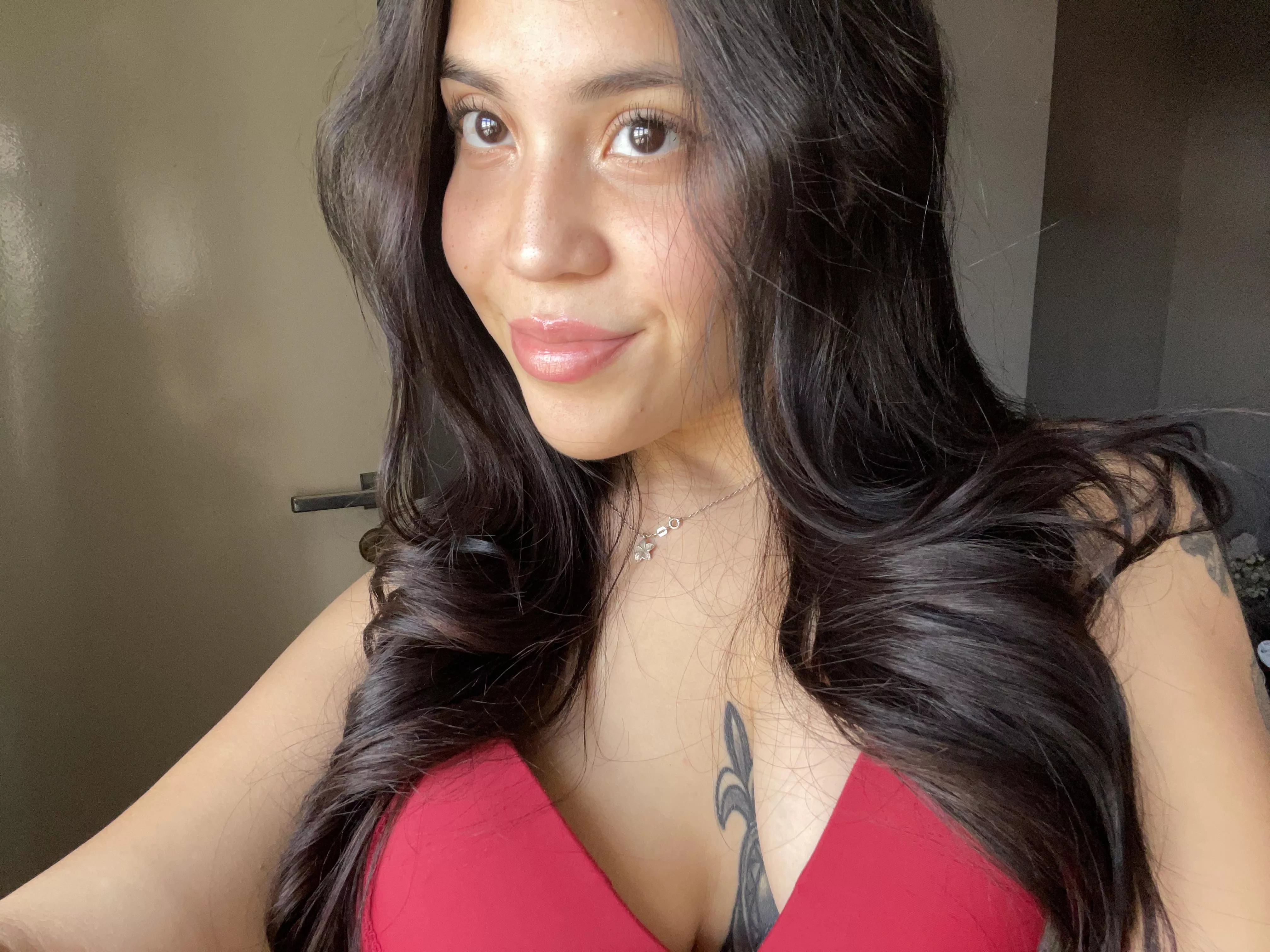 Want a new pup. want to fill my vaccant? Need to be addicted to be a loser and devoted for goddes