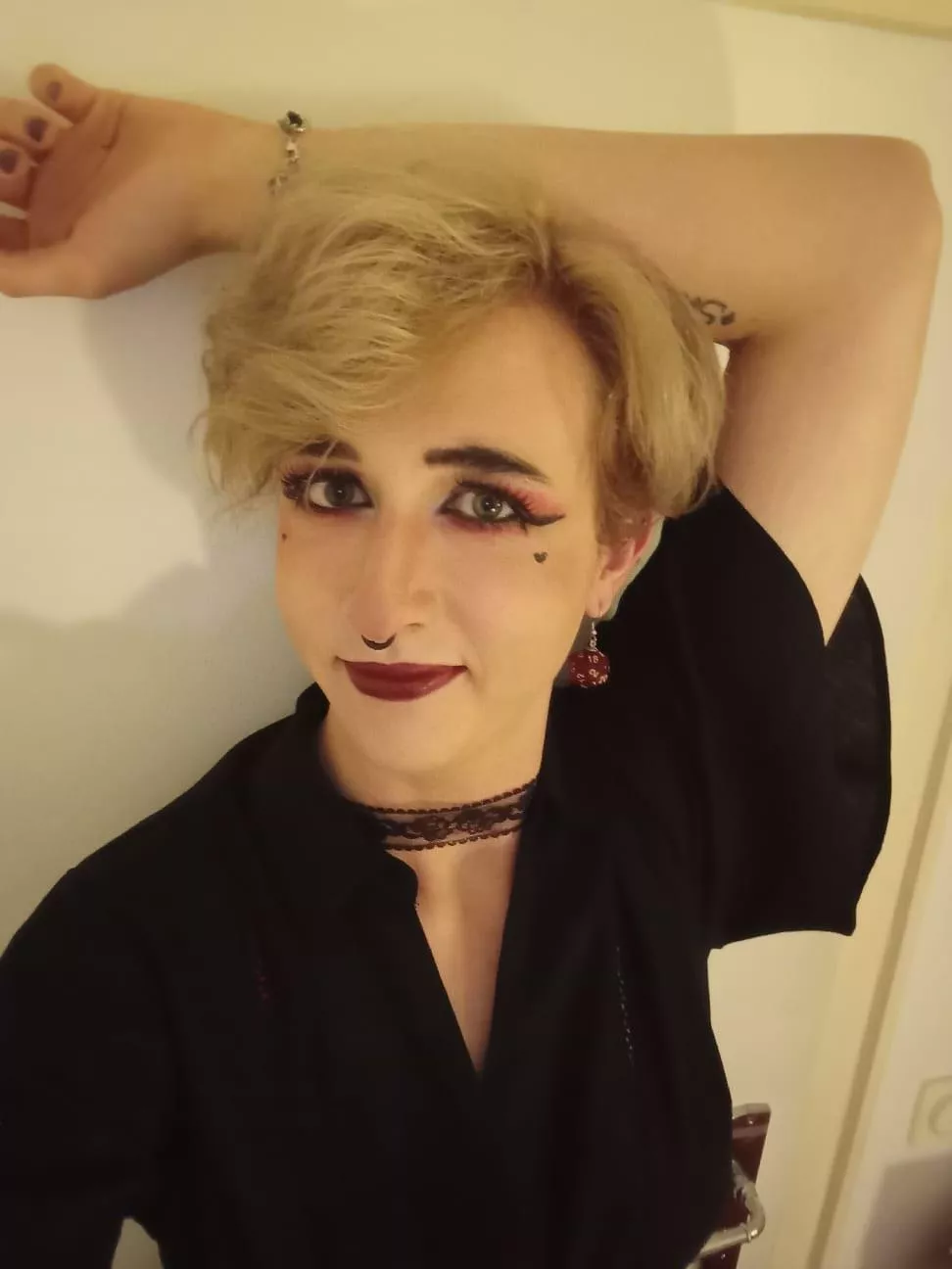 Want to push me against the wall and make out? 🤭🥵