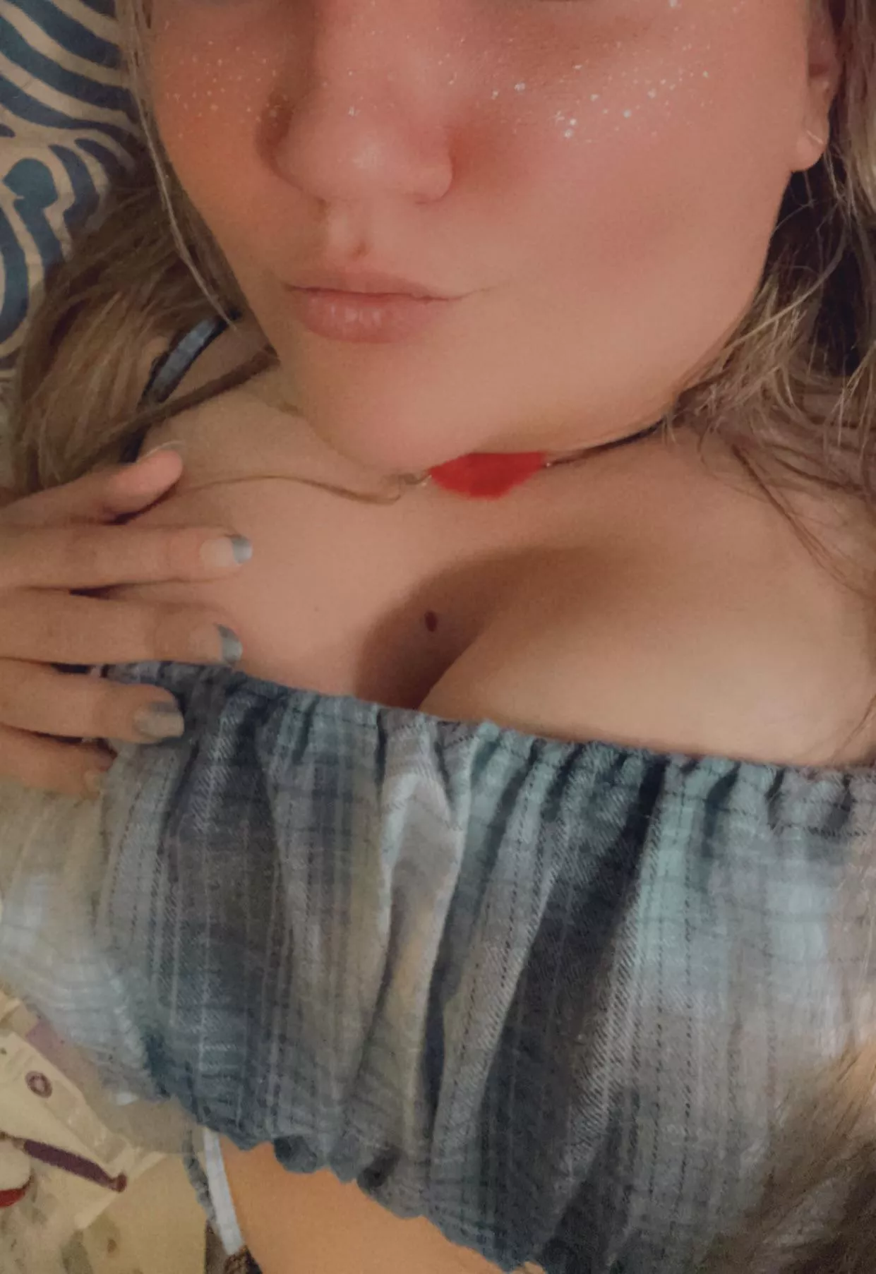 What do we think of my glitter freckles?