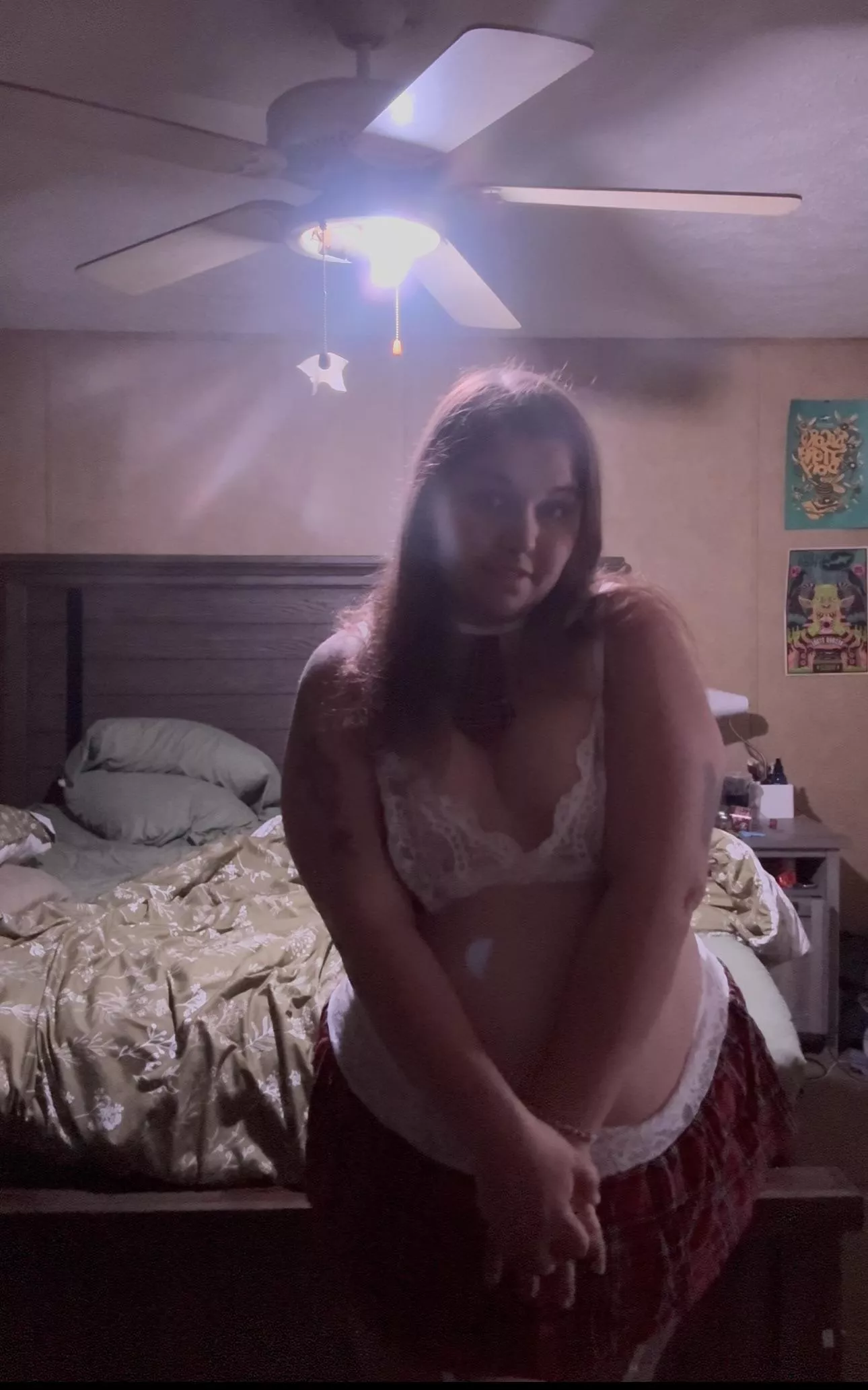 who doesn't love a chubby school girl 🤭