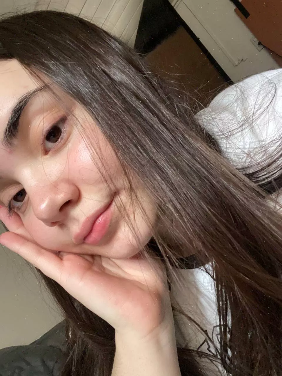 wouId this distract you if i sent it while you’re at work? 👠