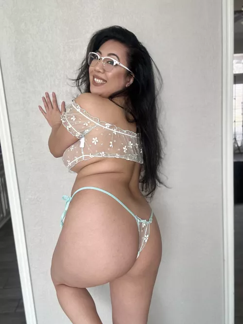 Would you fuck my thick ass? 