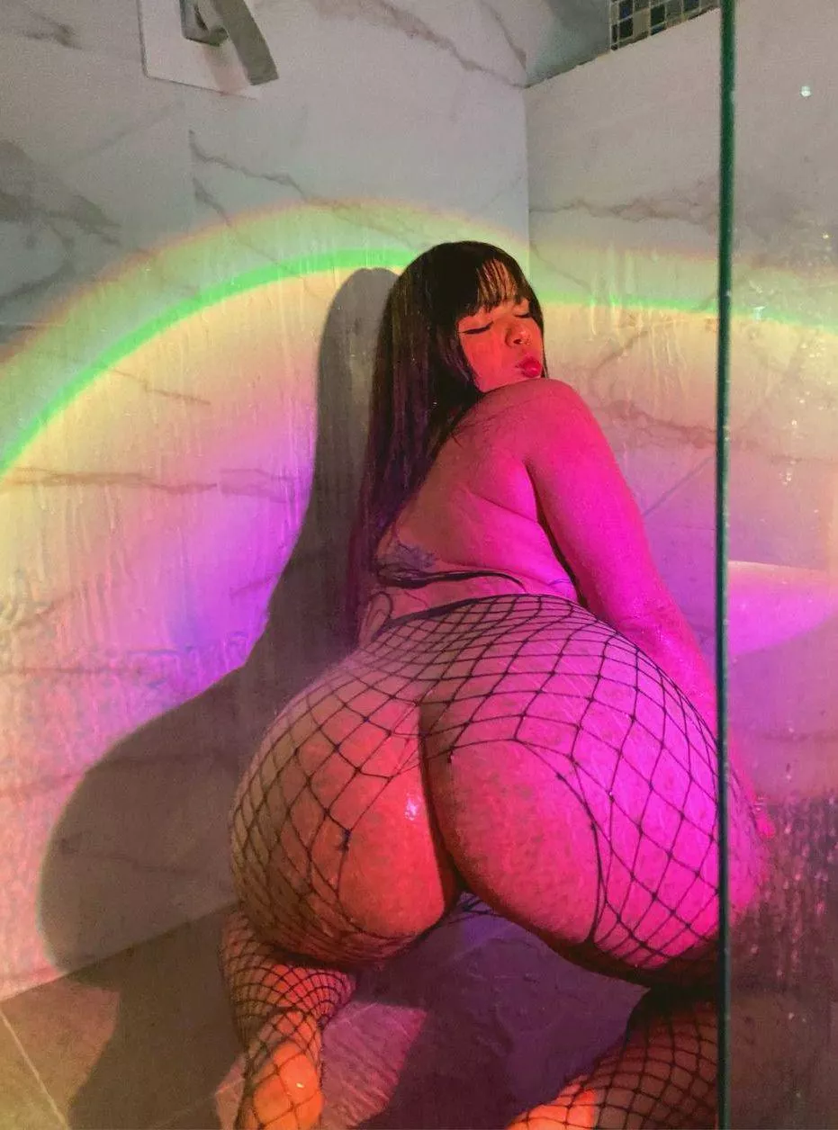 would you join me in the shower 