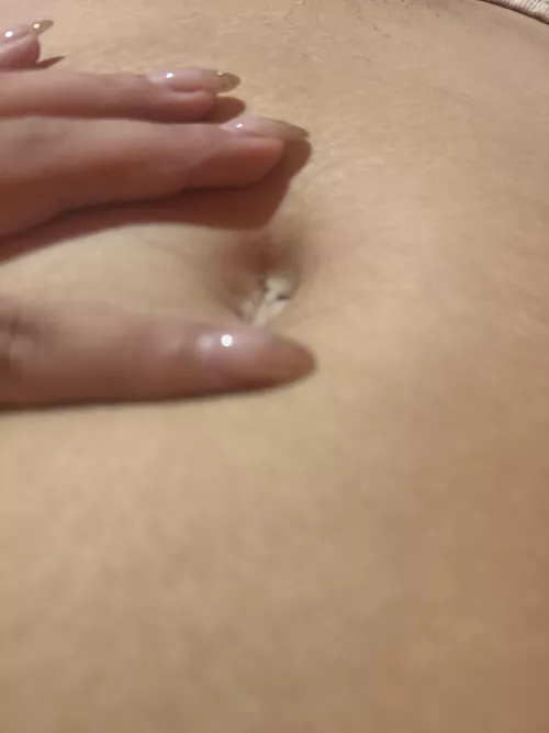 Would you like to play with my navel? Finger or toy
