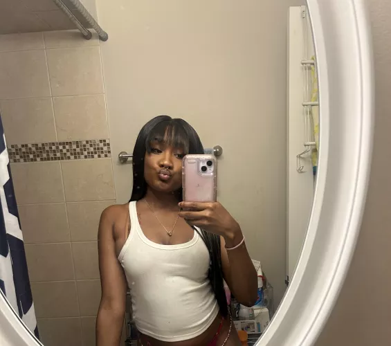 yall i didn't know there was a black domme page im late 😂😭