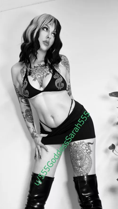 You can lick the cum from my shoes 