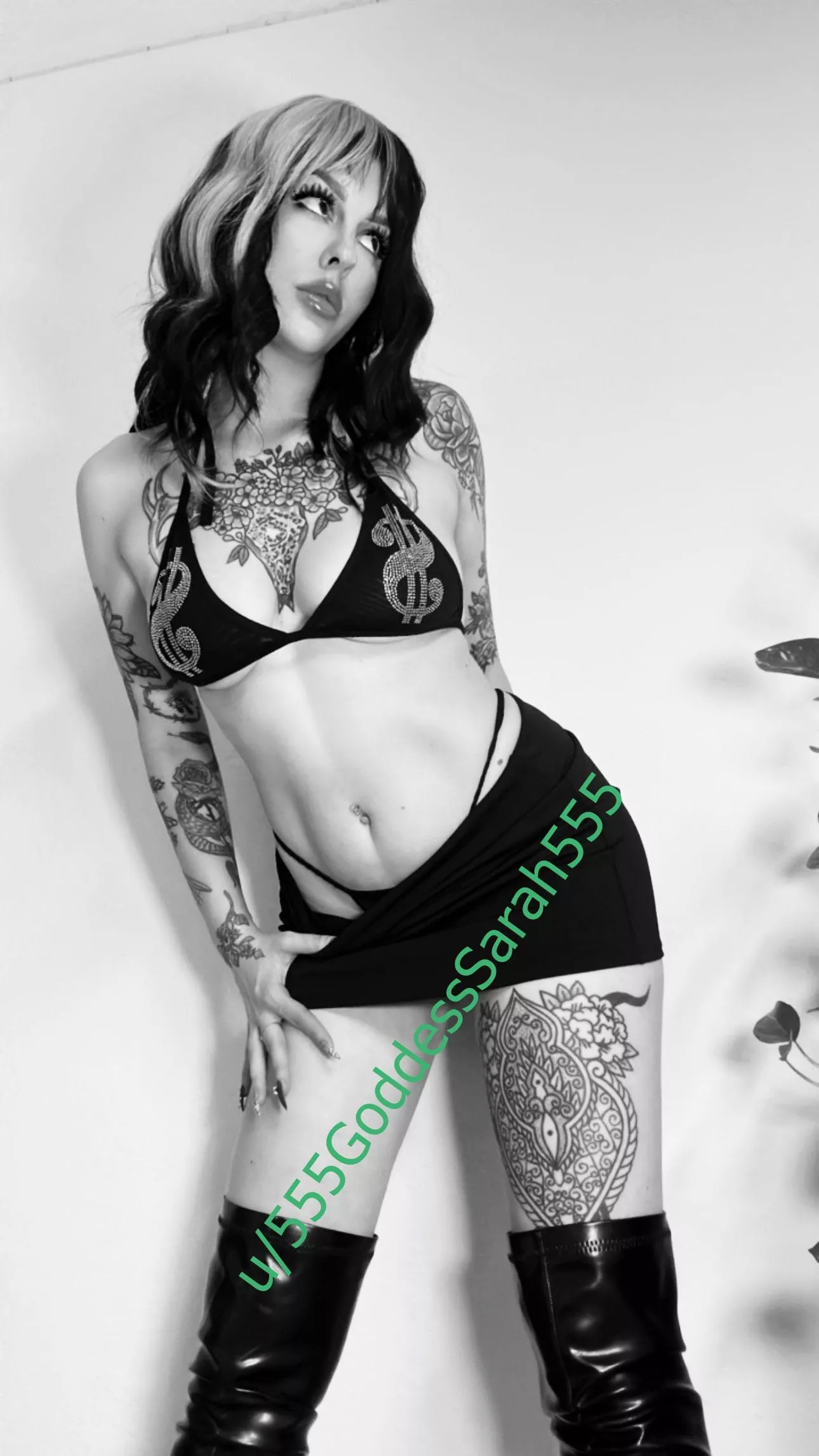 You can lick the cum from my shoes 