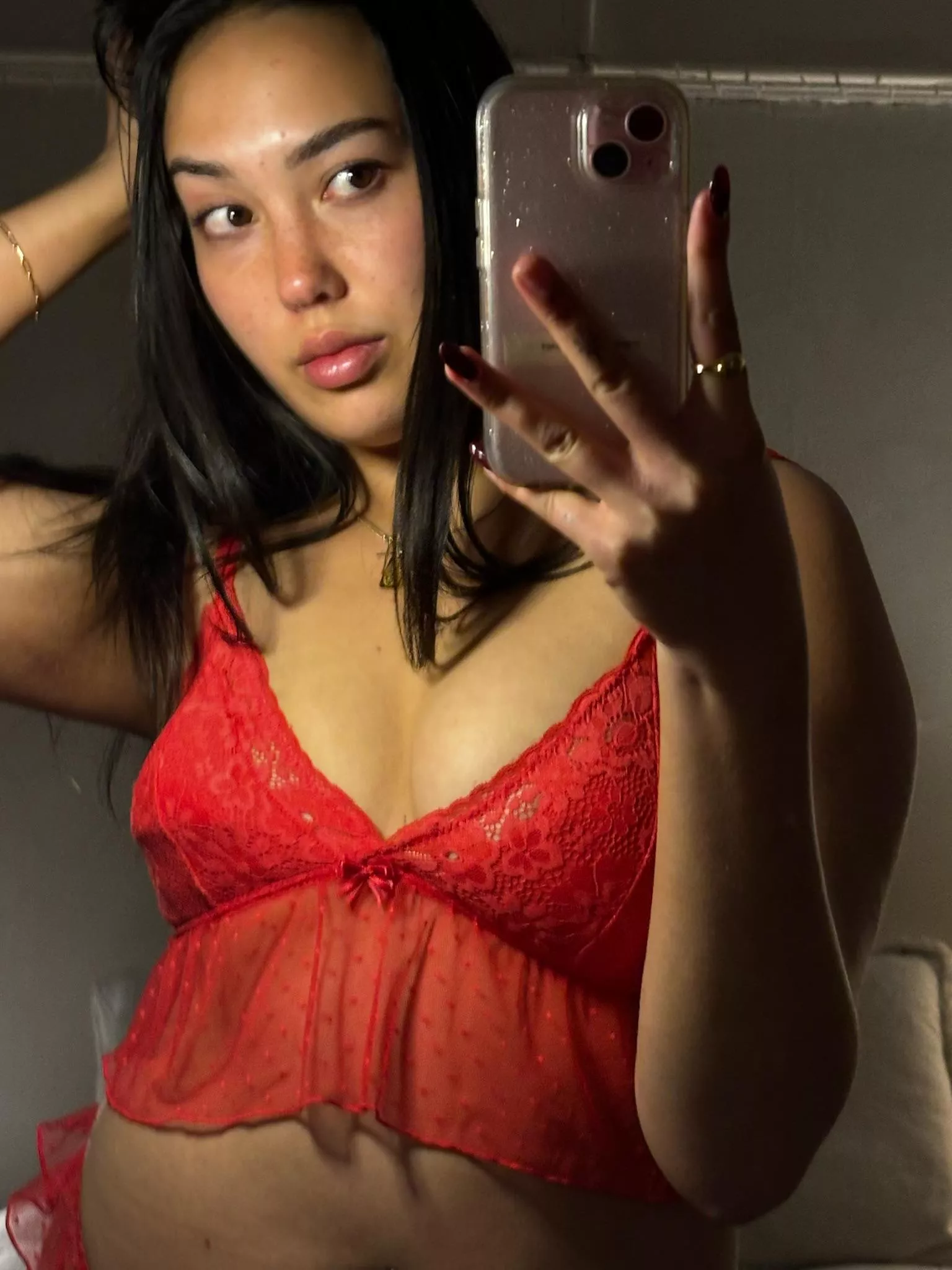 18F, Trying to find an older daddddy that can fill me up with multiple creampies in Iowa soon. Hmu