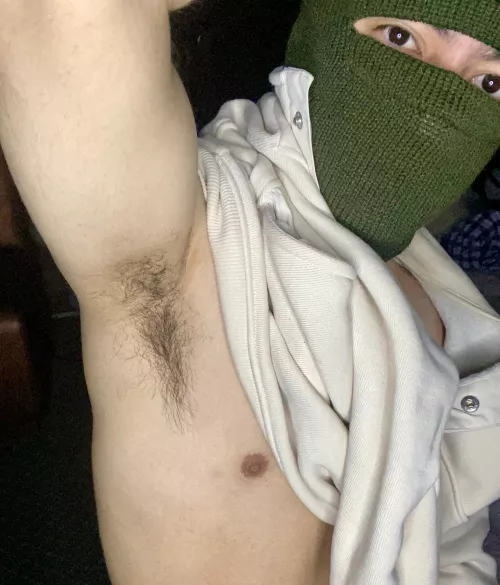 [19] come and lick my nips