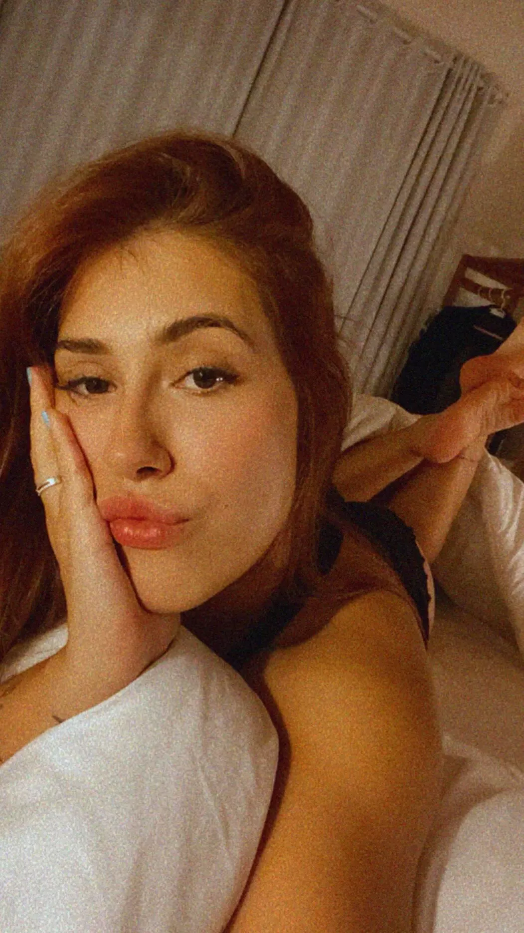 23 F4M Quite the homebody but wont say no to some fun invites
