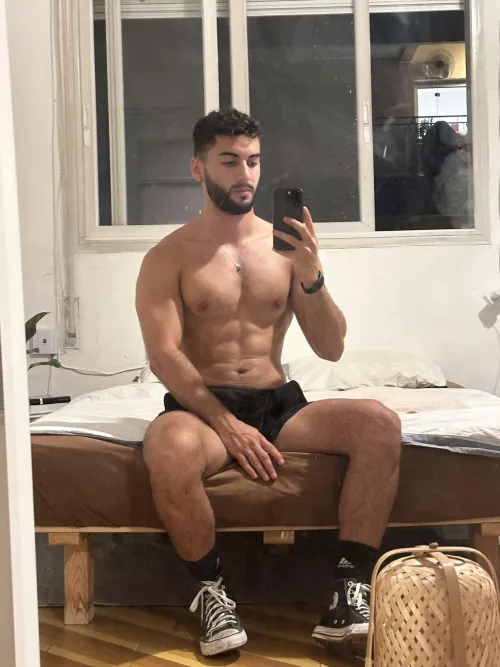 23 looking for trade