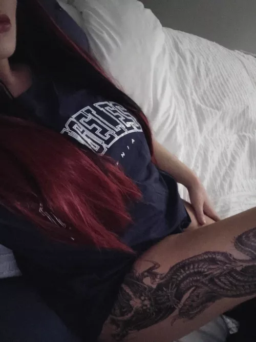 27 [F4M] finally free from work! looking for someone to join me for a fun talk