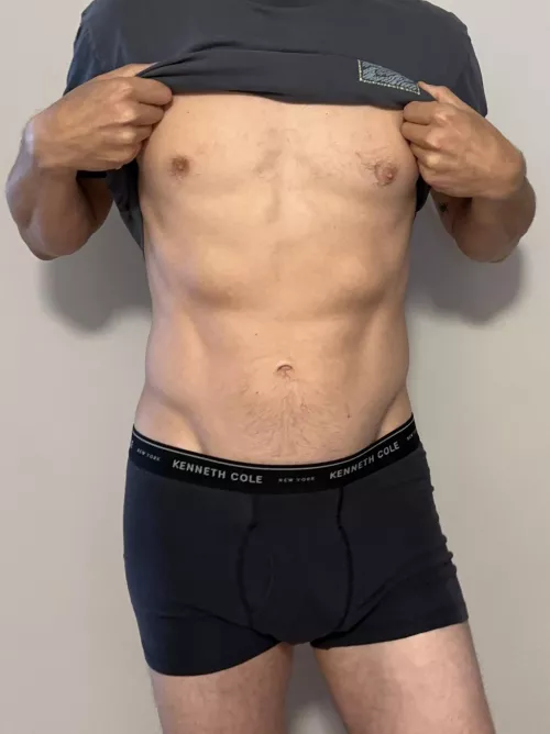 35 [M4F] Any bored stay at home moms looking for daytime fun to break up the monotony of day to day life. #hotdads