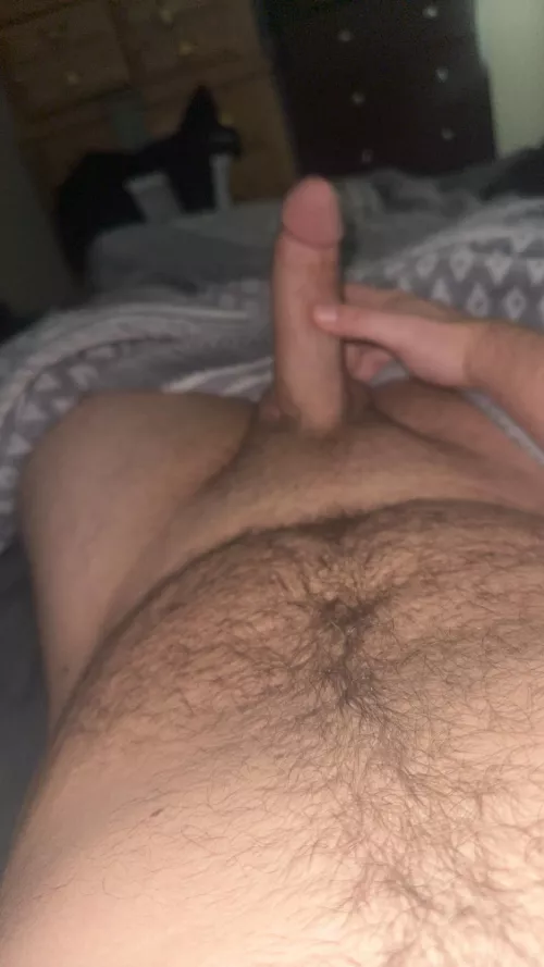 Anyone females looking to chat? ;) 