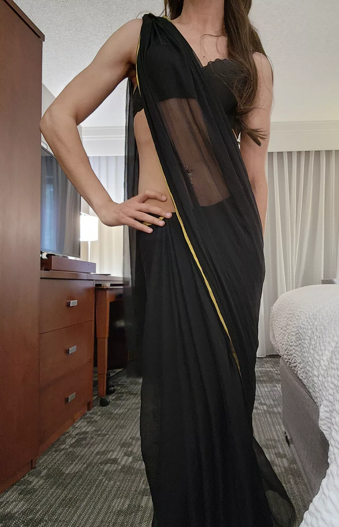 Anyone looking for sissy in saree? 