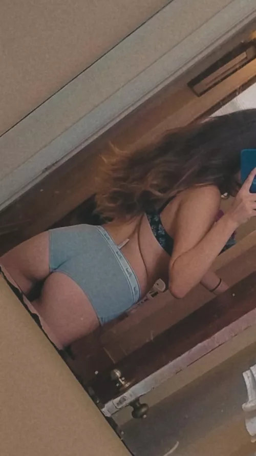 [B4D] Does the back do me justice? 🤭🤭