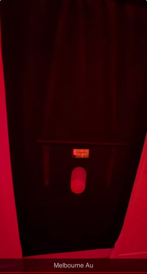 Come get serviced in port melb all American anon gh for young hot guys 