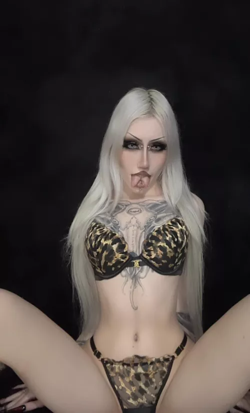 Come slide my panties to the side.