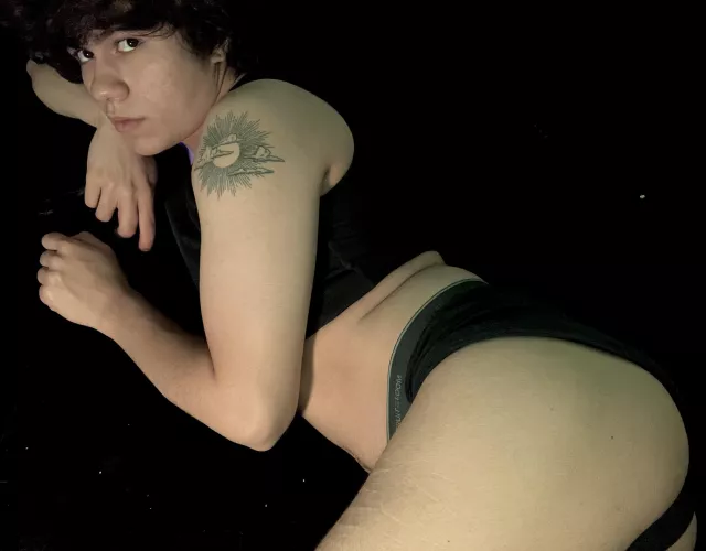 Could you manage a night with me?🥴