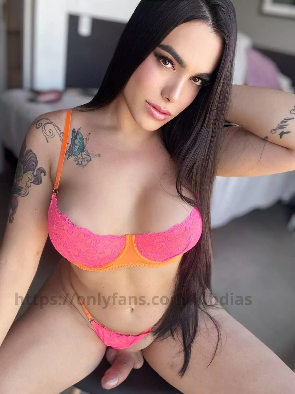 do i make you horny? 😈