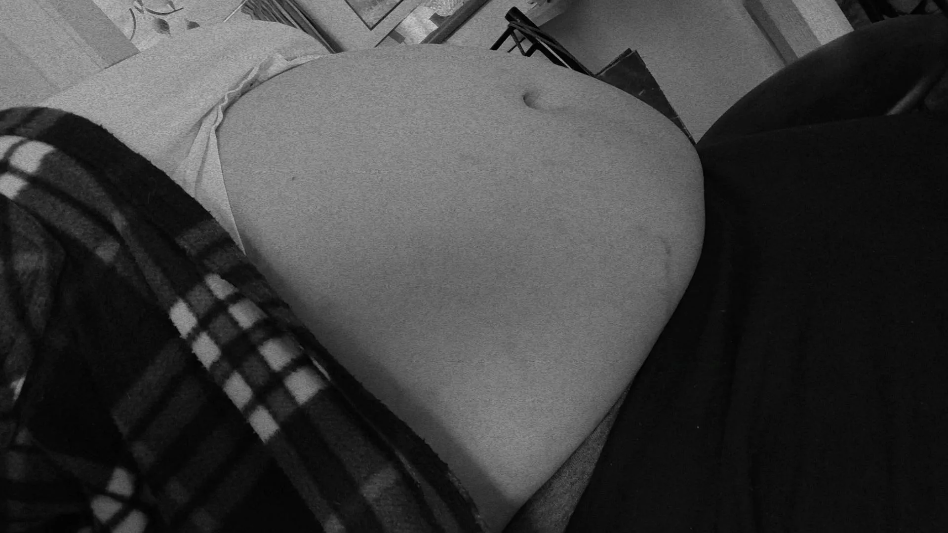 Encourage this hog to keep eating 🤤🥺🐷