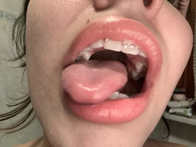 {F} I hope you don't drown in my saliva