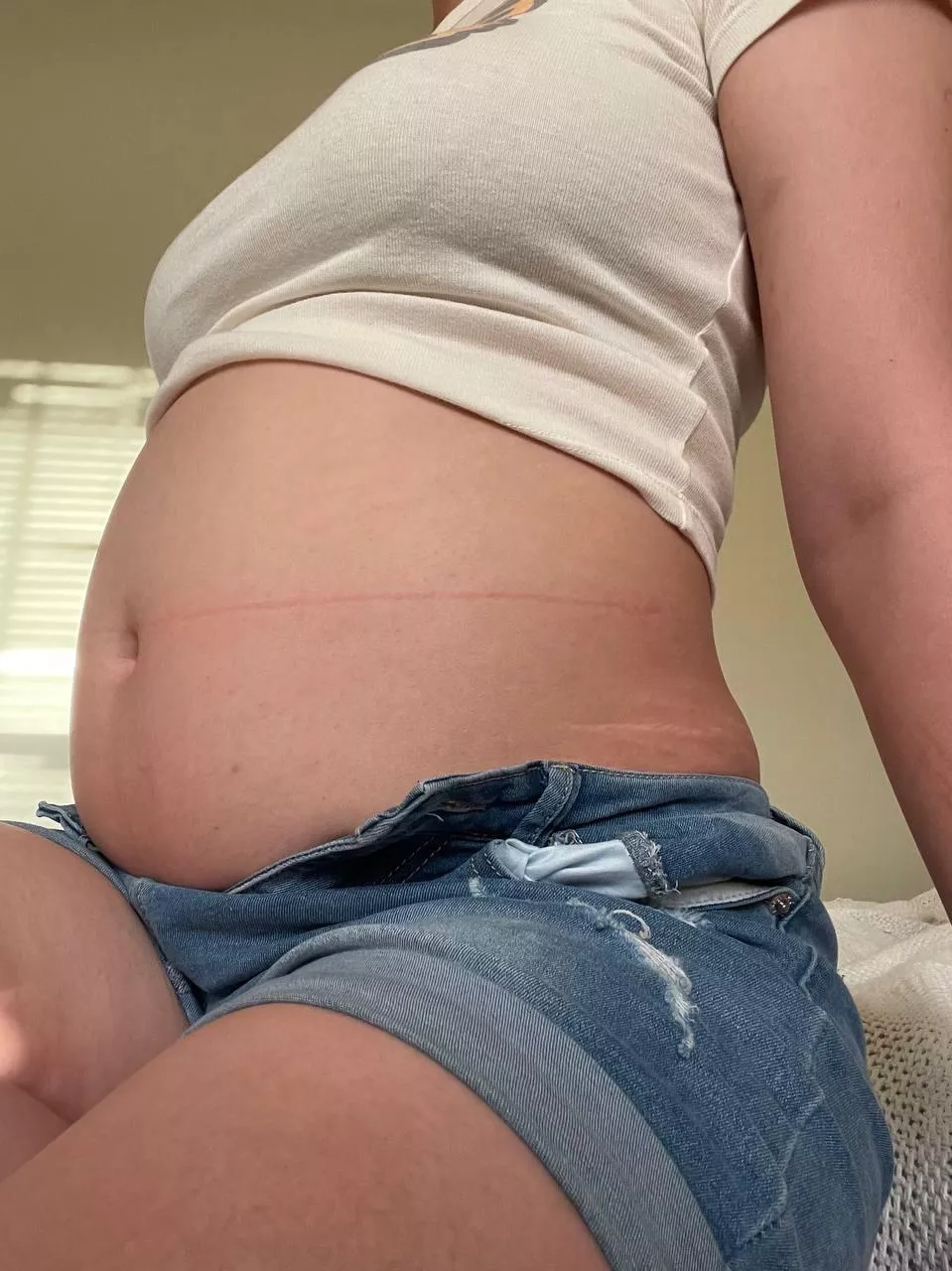 {F} Who’s up to be my delicious bite today?!