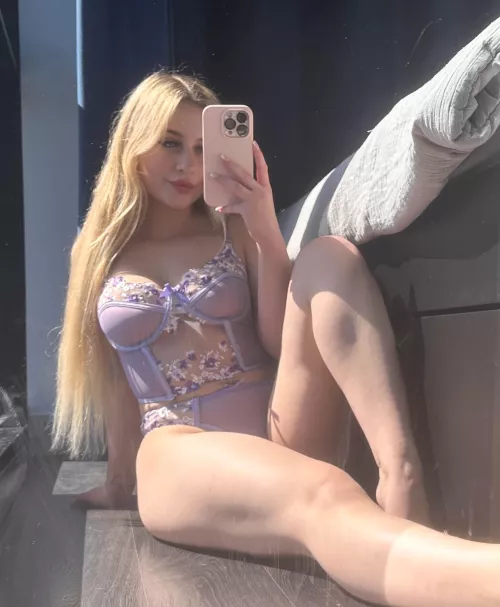 F21 ATL - I heard married men are the best, but I won't believe something I haven't experienced yet.