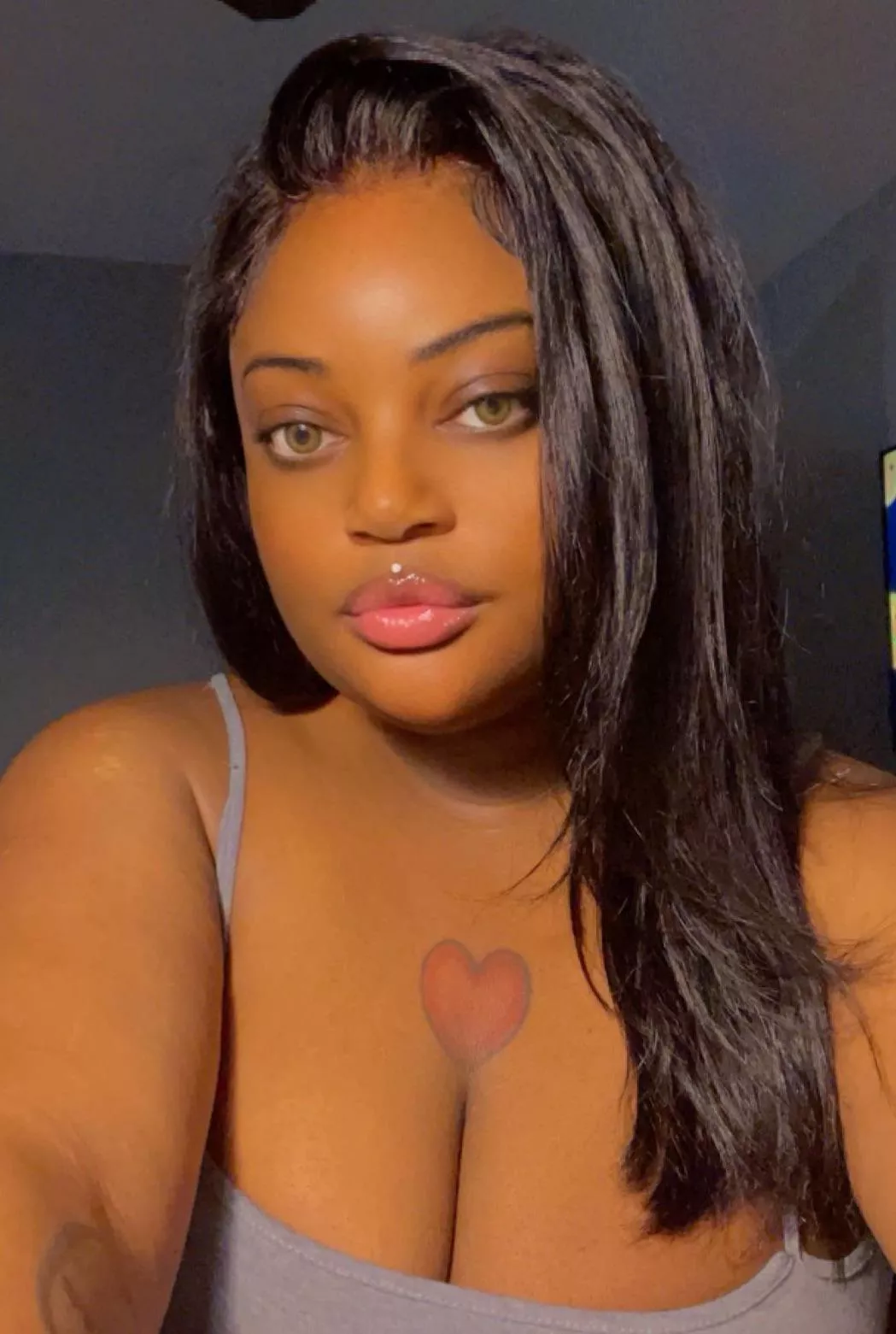 Fall victim to my eyes 😌