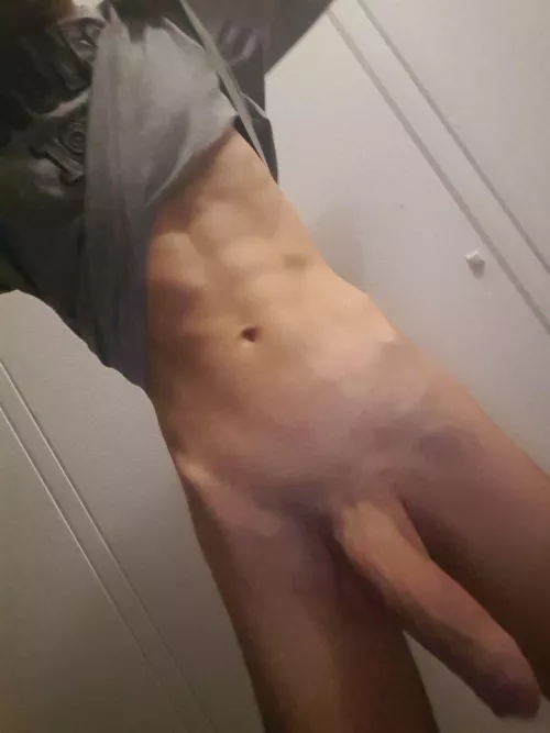 get on your knees and worship me kik: lilbrogonecrazylol