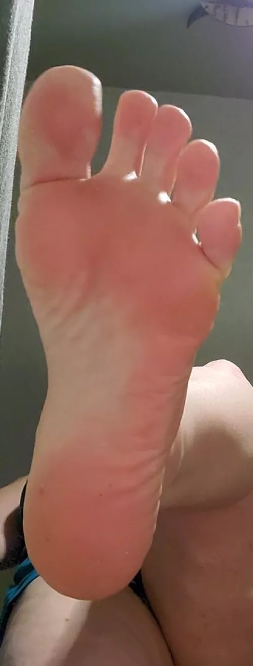 Giantess for your viewing pleasure