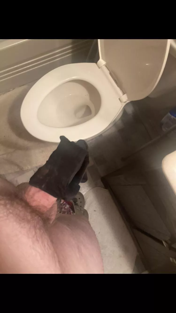 Grool slash blood I think hanging out at friends house these were on the floor has 3 female room mates don’t know whose they are 