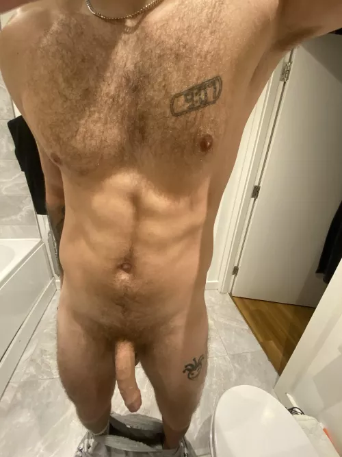 Had a great night sleep. Now who’s worshipping me ?