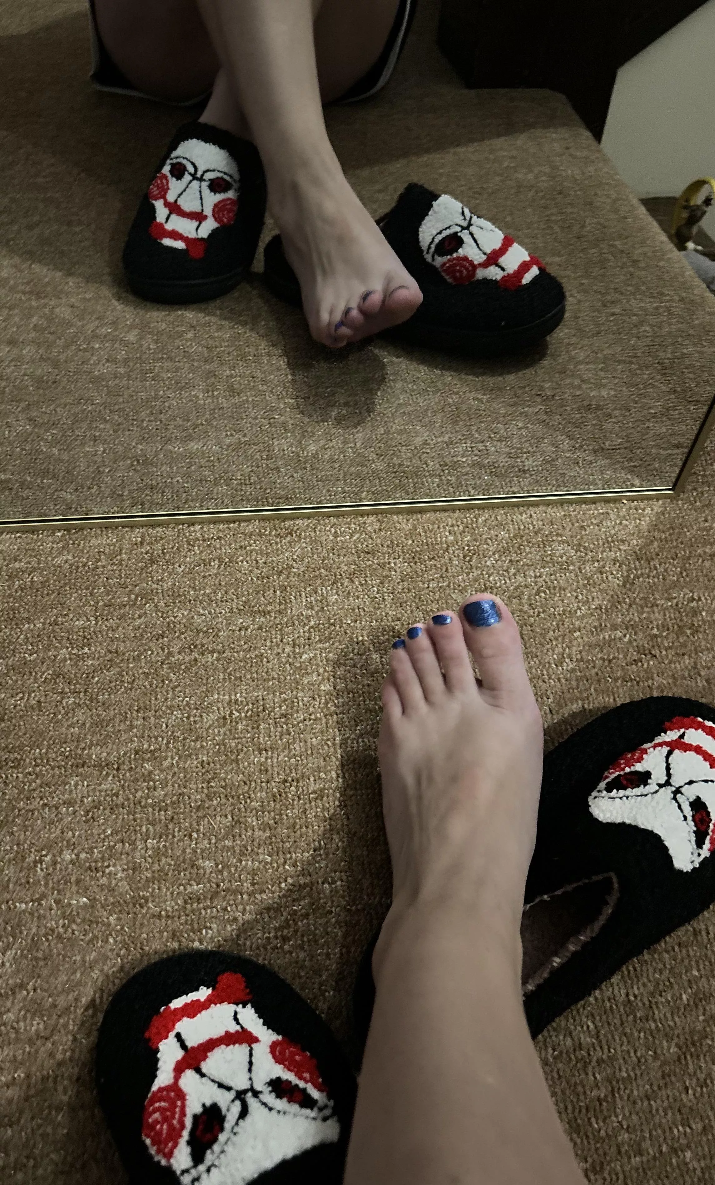 Halloween feet