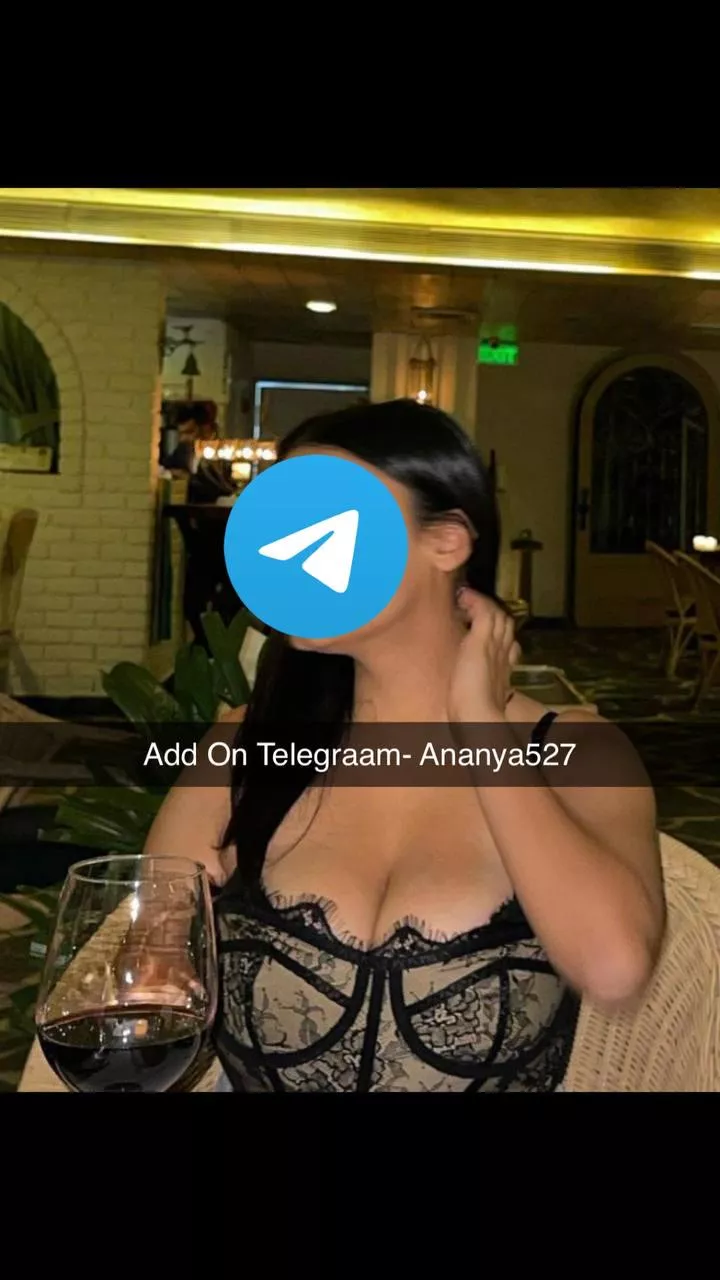 Hey Delhi, . I want my lips to taste like your cum.