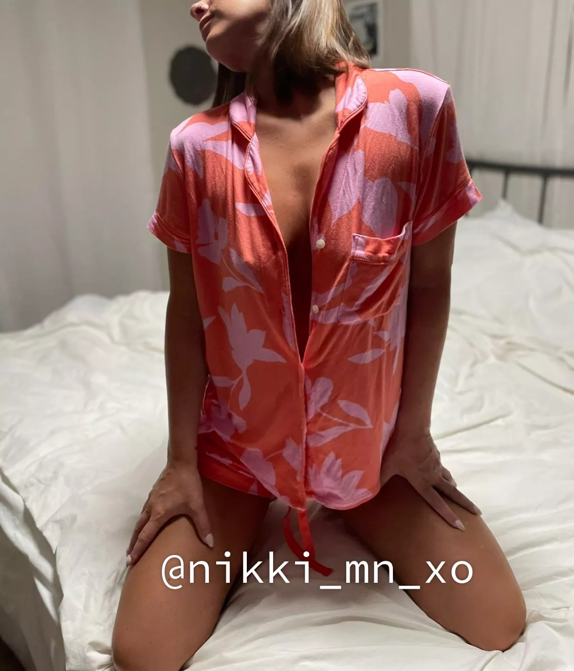 Horny MILF waiting 😈