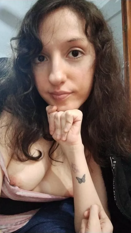 Huge archive of sex videos and no PPV!