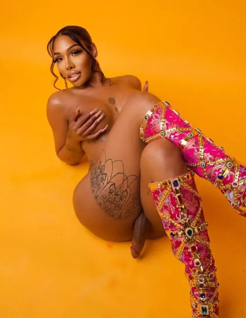 I could probably fuck my own ass xD