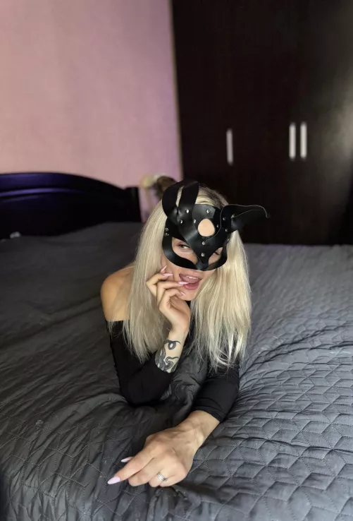 I hope this photo turns you on