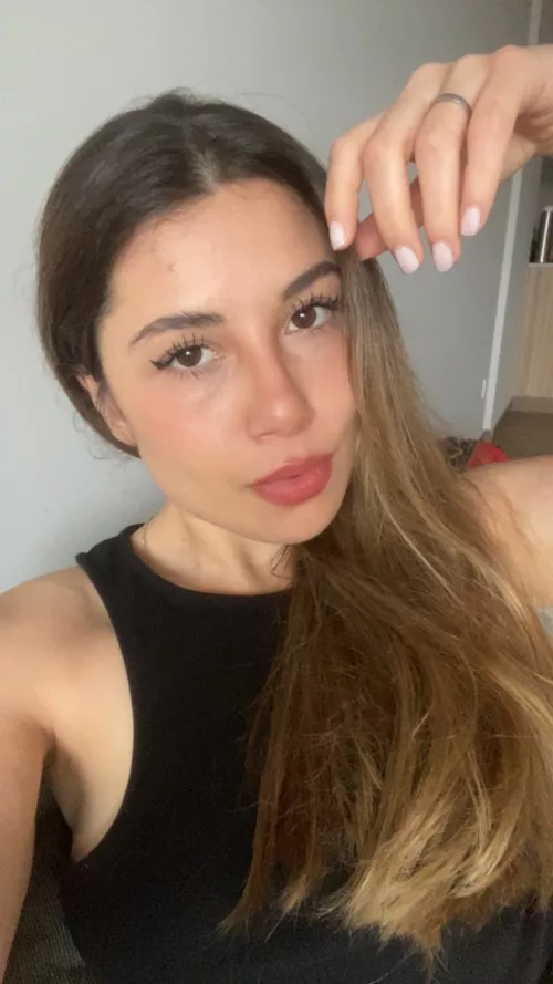 I just want some men OVER 30 to come have a naughty time with me