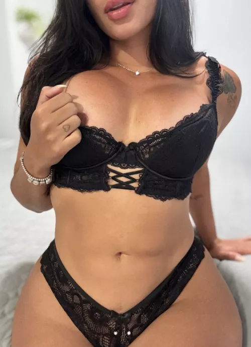 I know you want you strip me and suck my titties.