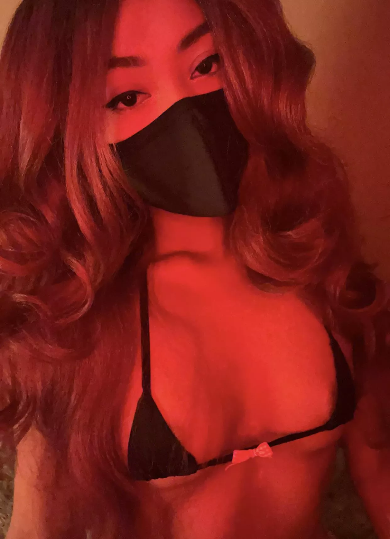 i need help taking my bikini off