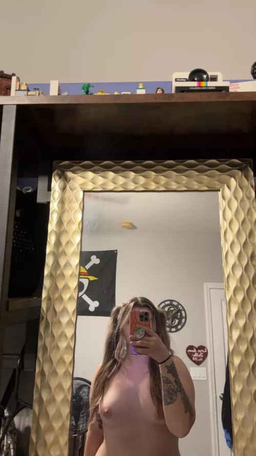 I think you’re the perfect fit to be my new daddy 😊