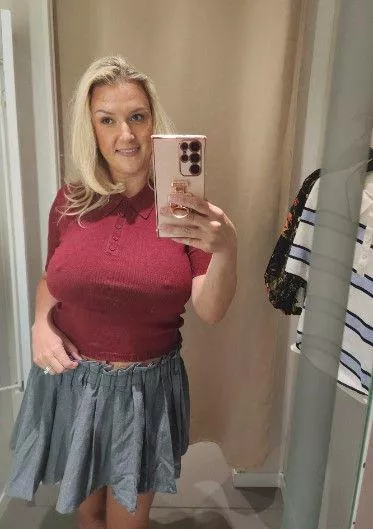 I'm starting to think that my boobs just look huge in every shirt