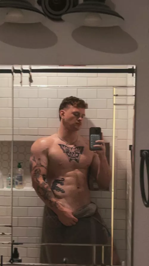 Is my v line lickable?👅